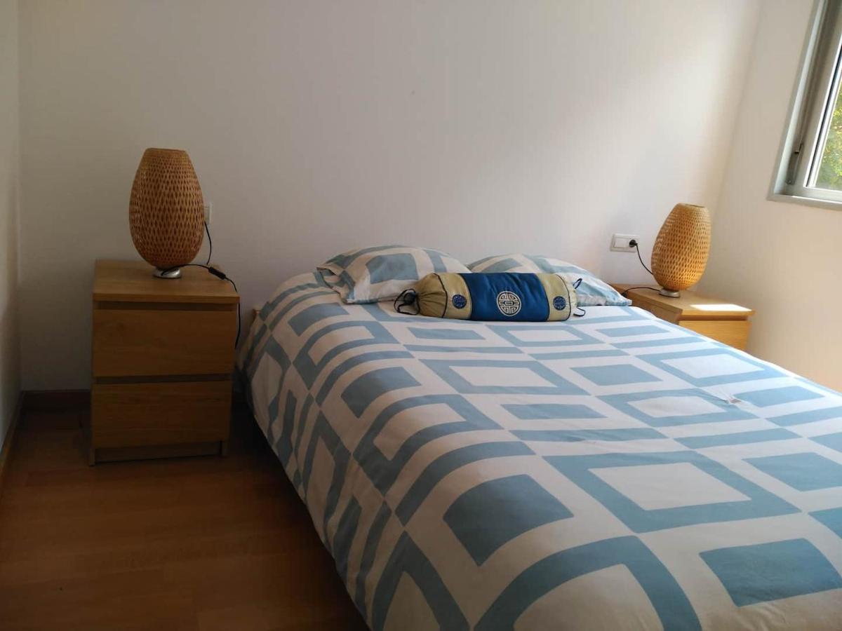 Stylish Flat, 2 Bathrooms And Swimming Pool, Next To The Beach! サン・アドリア・デ・ベソス エクステリア 写真